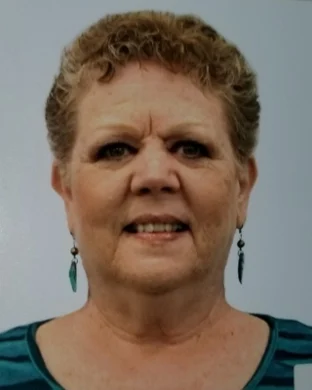 Traci L Eichin