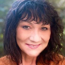 Anita Thomas-Bua