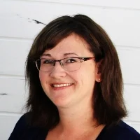 Pamela (Pam) Skon