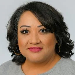 Rosa Ogas