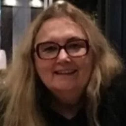 Dr. Diana Dobier