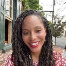 Simone Smith