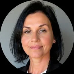 Dr. Katarzyna (Kat) Holloway