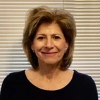 Luanne Maniacek
