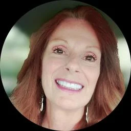 Marianne Smith