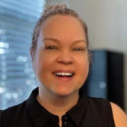 Lisa Lewis