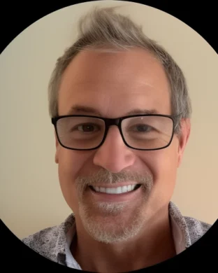Mark Holton