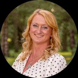 Stephanie Clausen-Swenson