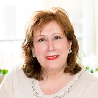 Dr. Mary Del Vecchio