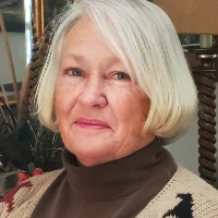 Suzanne Towne