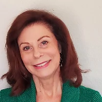 Carolyn (Lyn) Beyer