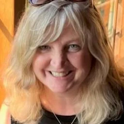 Elisabeth Dunne