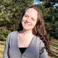 Dr. Chelsea Dumas