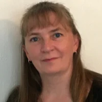 Kim Lawrence